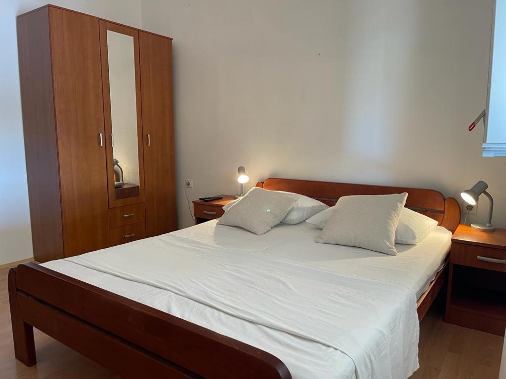 Apartments Puntica Metajna Bagian luar foto
