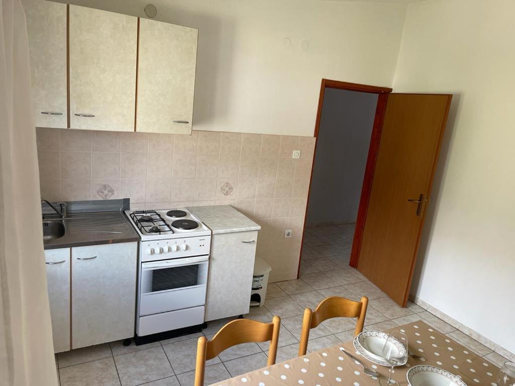 Apartments Puntica Metajna Bagian luar foto