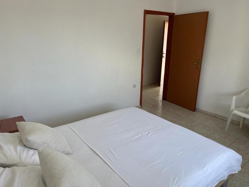 Apartments Puntica Metajna Bagian luar foto