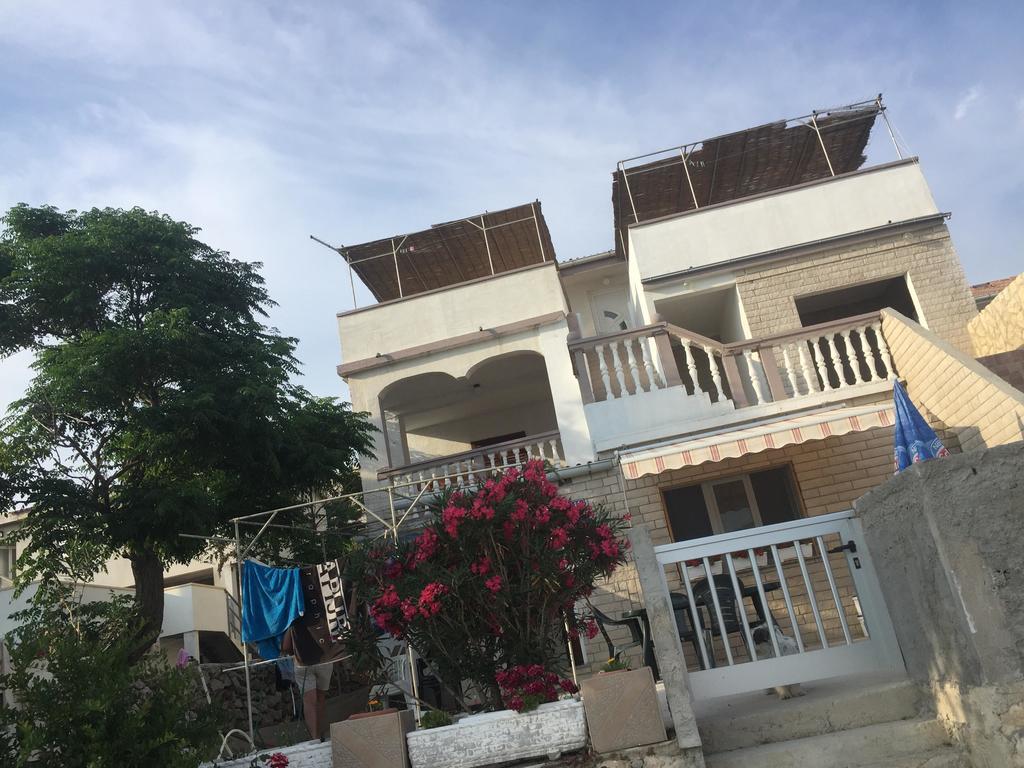 Apartments Puntica Metajna Bagian luar foto
